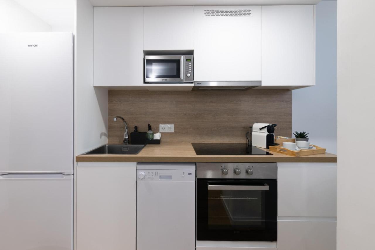 Dormforyou Alameda 12 Apartment Валенсия Екстериор снимка
