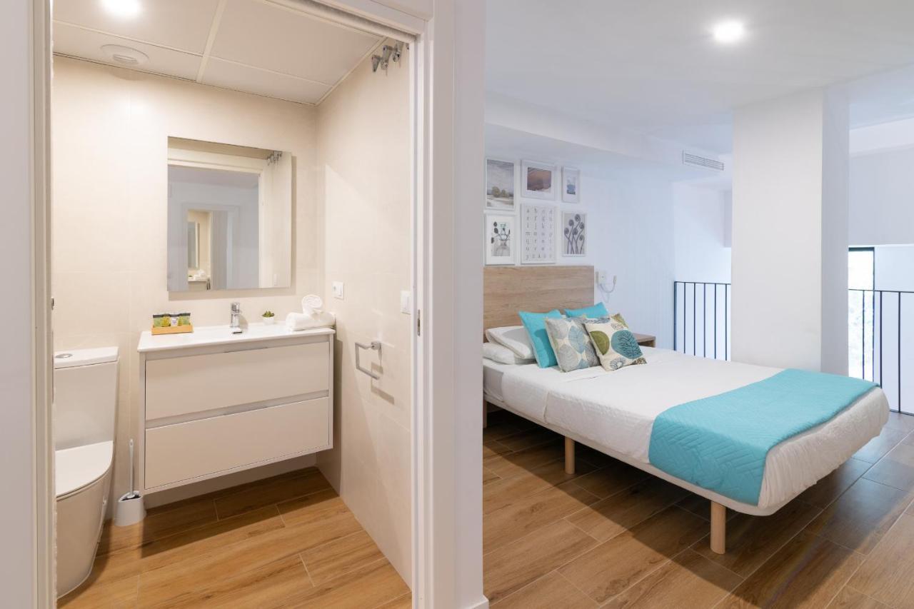 Dormforyou Alameda 12 Apartment Валенсия Екстериор снимка